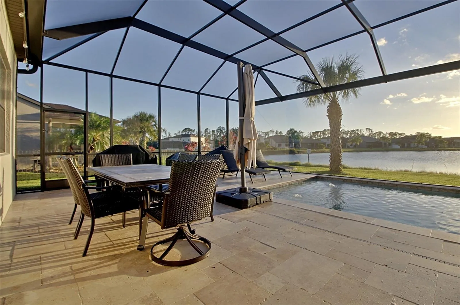 1907 BOTTLEBRUSH WAY