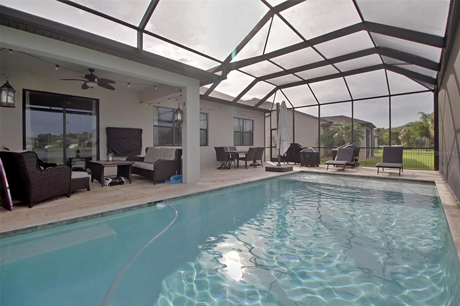 1907 BOTTLEBRUSH WAY