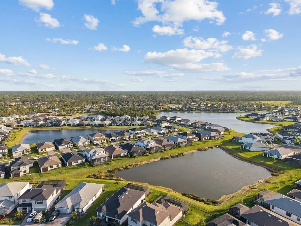 1907 BOTTLEBRUSH WAY