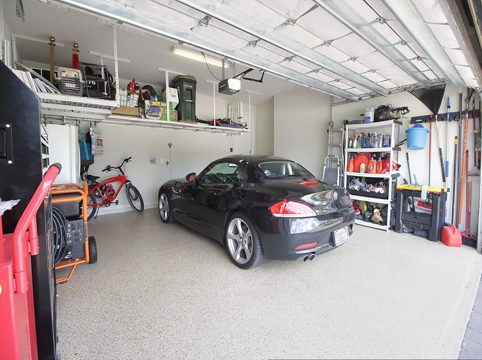 1907 BOTTLEBRUSH WAY