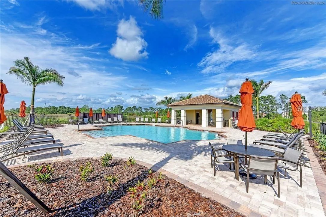 1907 BOTTLEBRUSH WAY