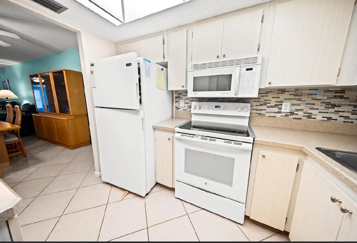 3532 LAKE BAYSHORE DR #K117, #K117