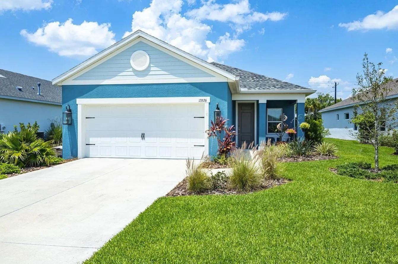 13576 OLD CREEK CT