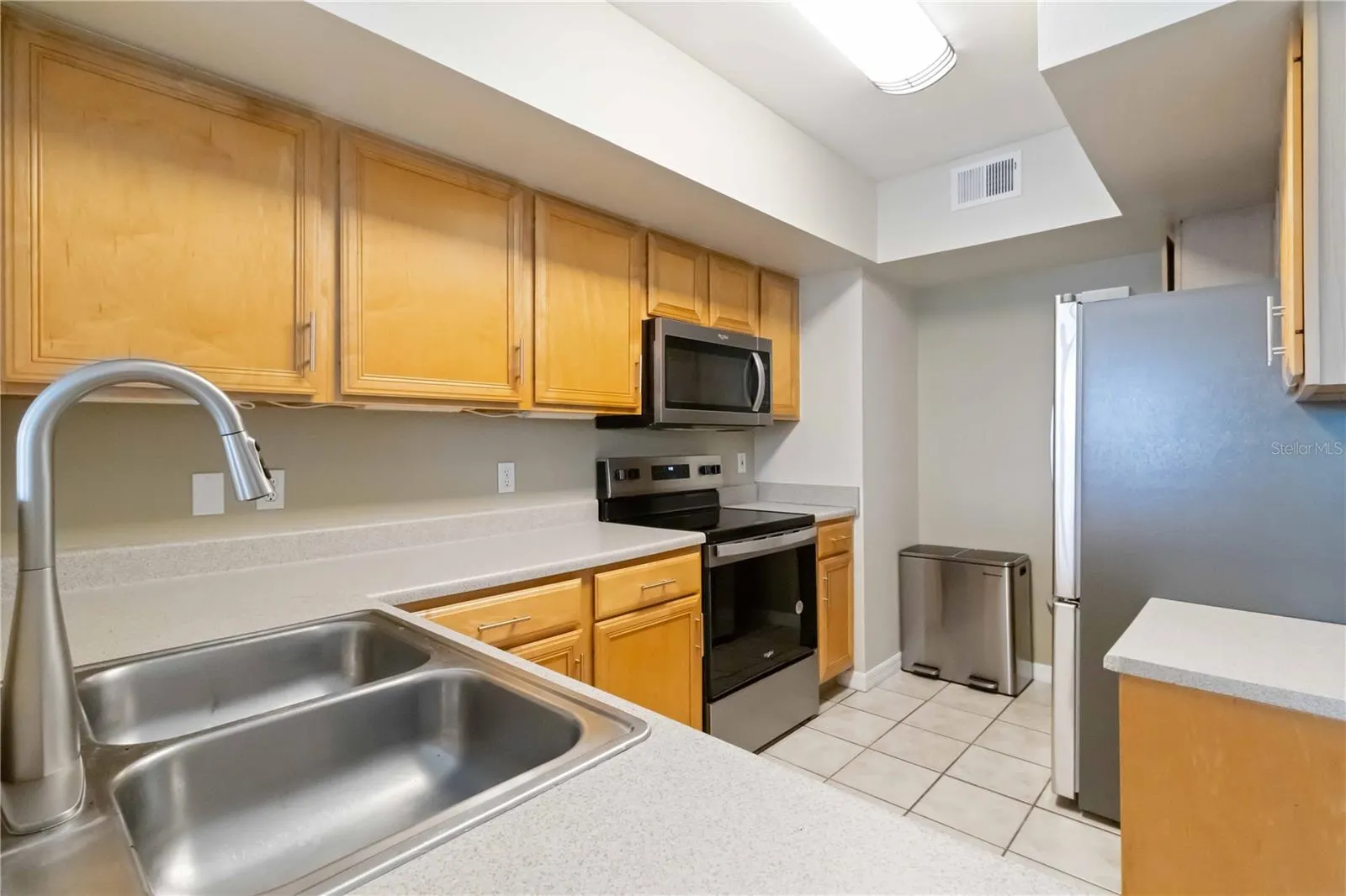1050 VILLAGIO CIR #107, #107