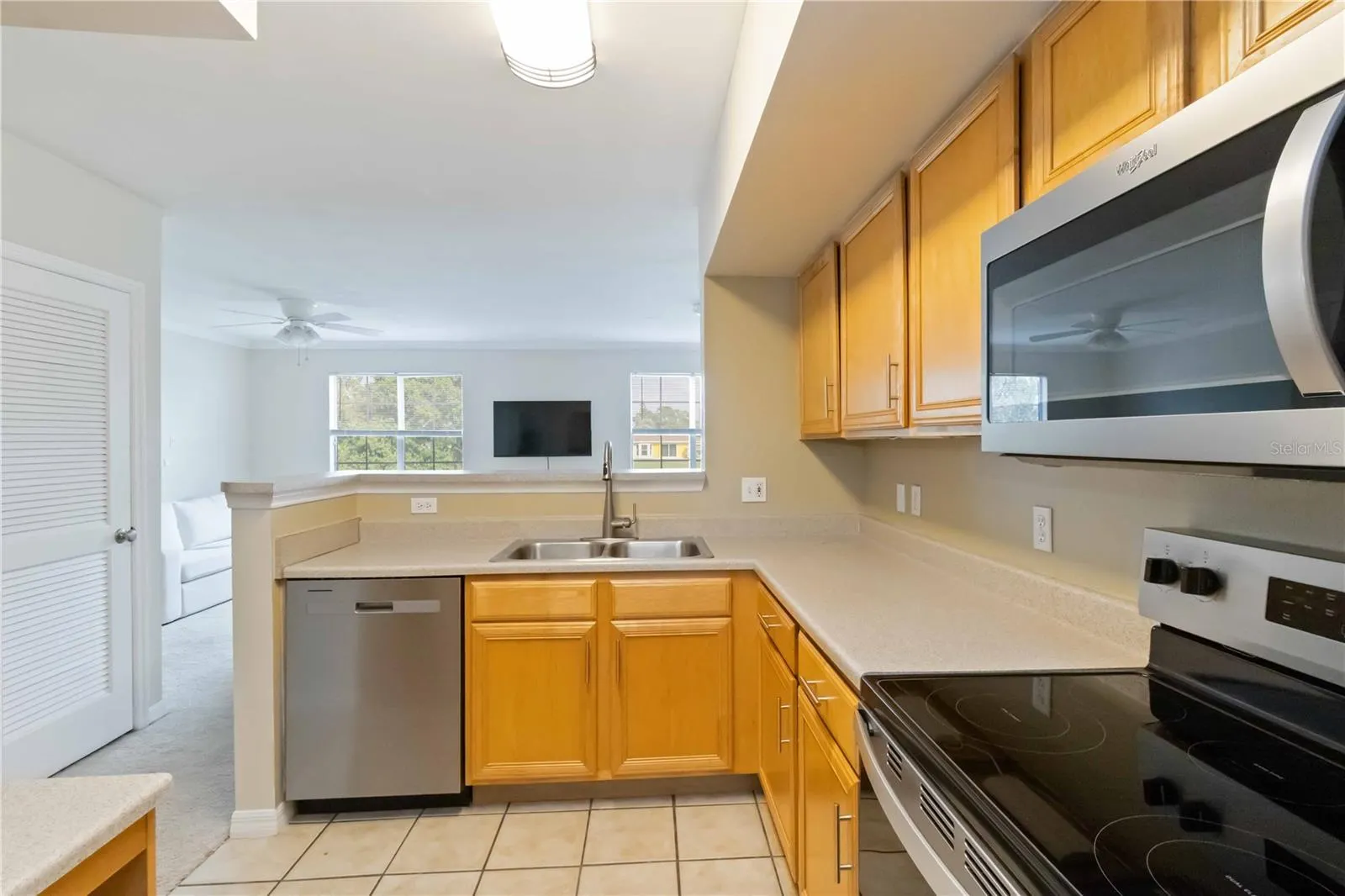 1050 VILLAGIO CIR #107, #107
