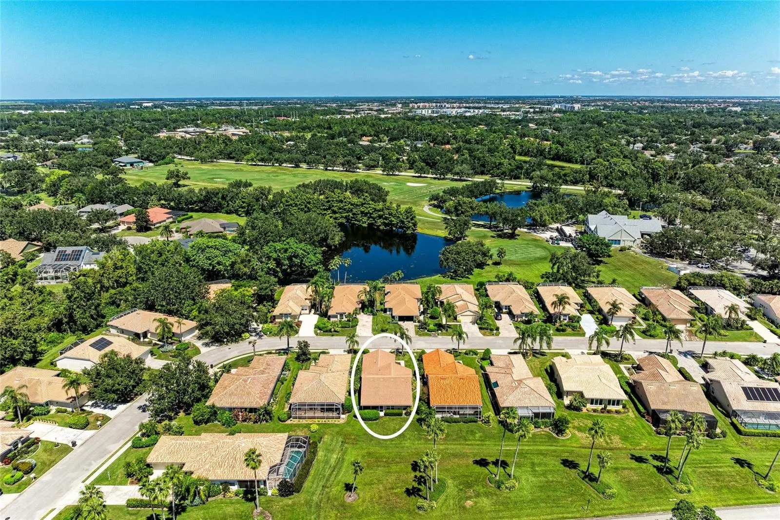 6647 OAKBROOKE CIR