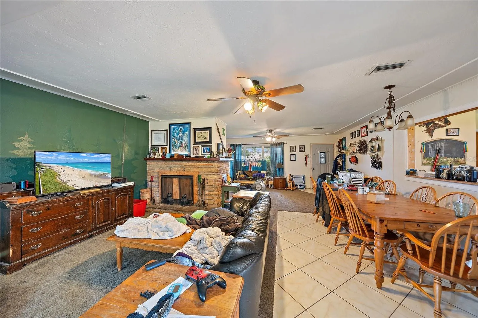 2340 VALENCIA DR