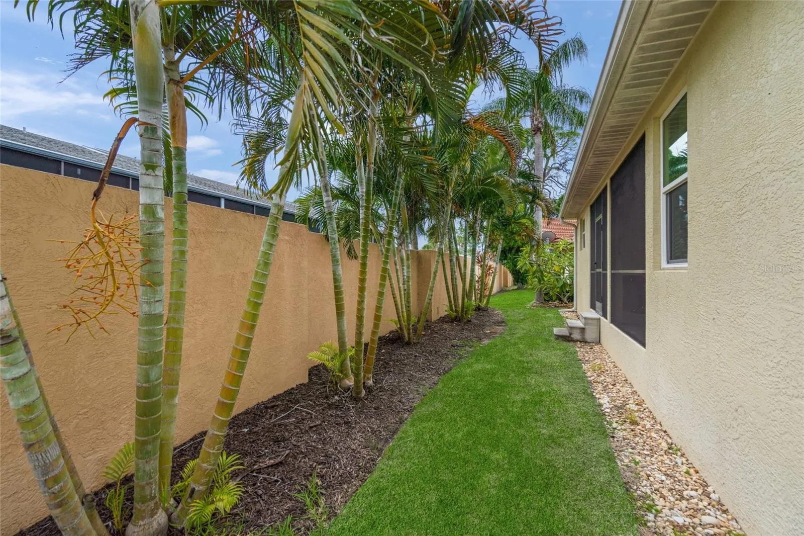 821 SORRENTO PL
