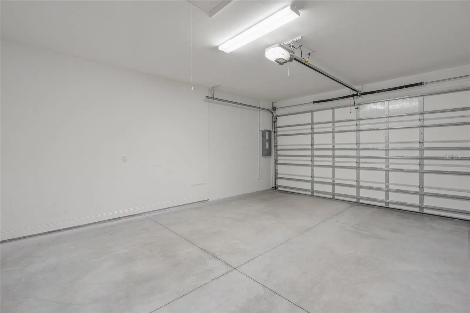 821 SORRENTO PL