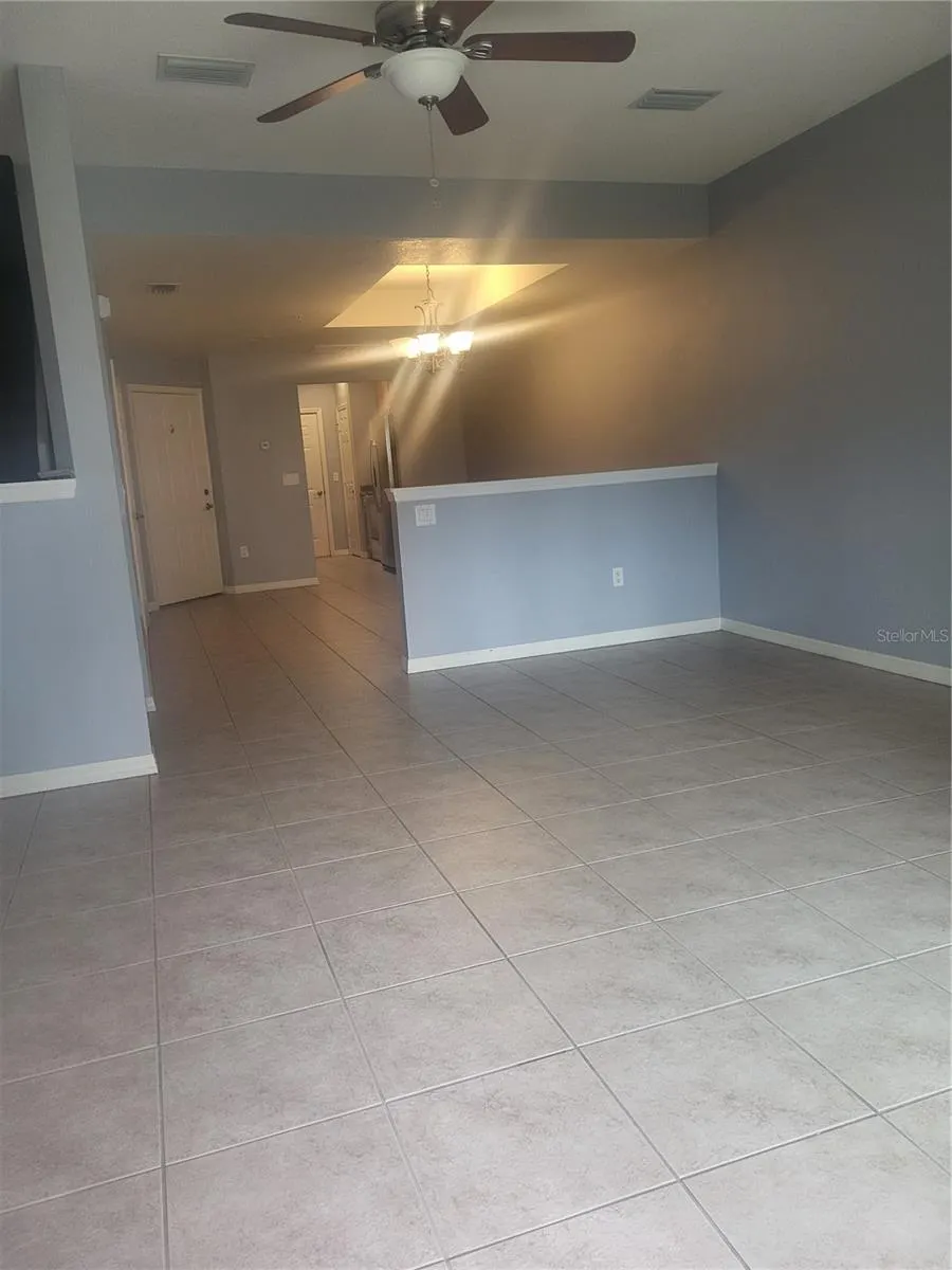 4009 OVERTURE CIR