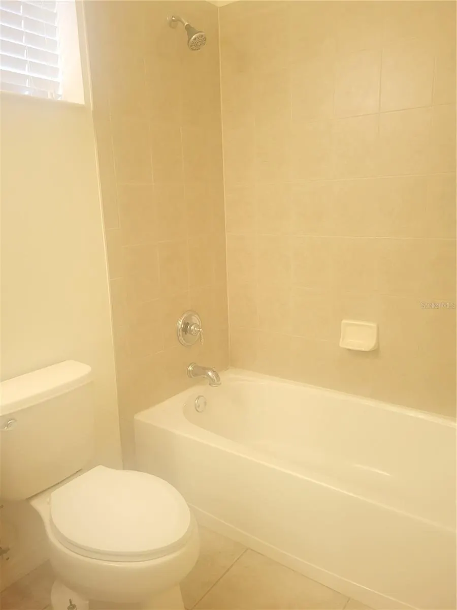 4009 OVERTURE CIR