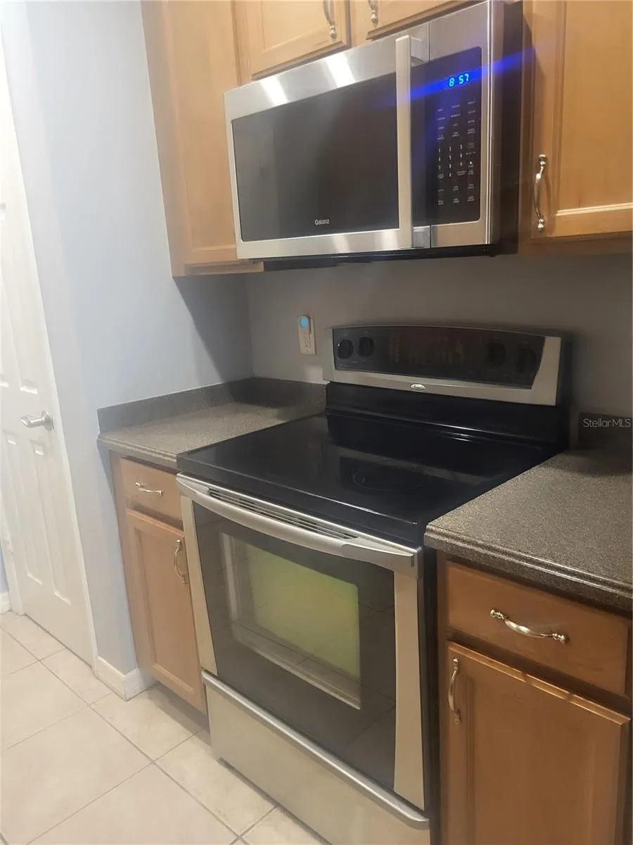 4009 OVERTURE CIR
