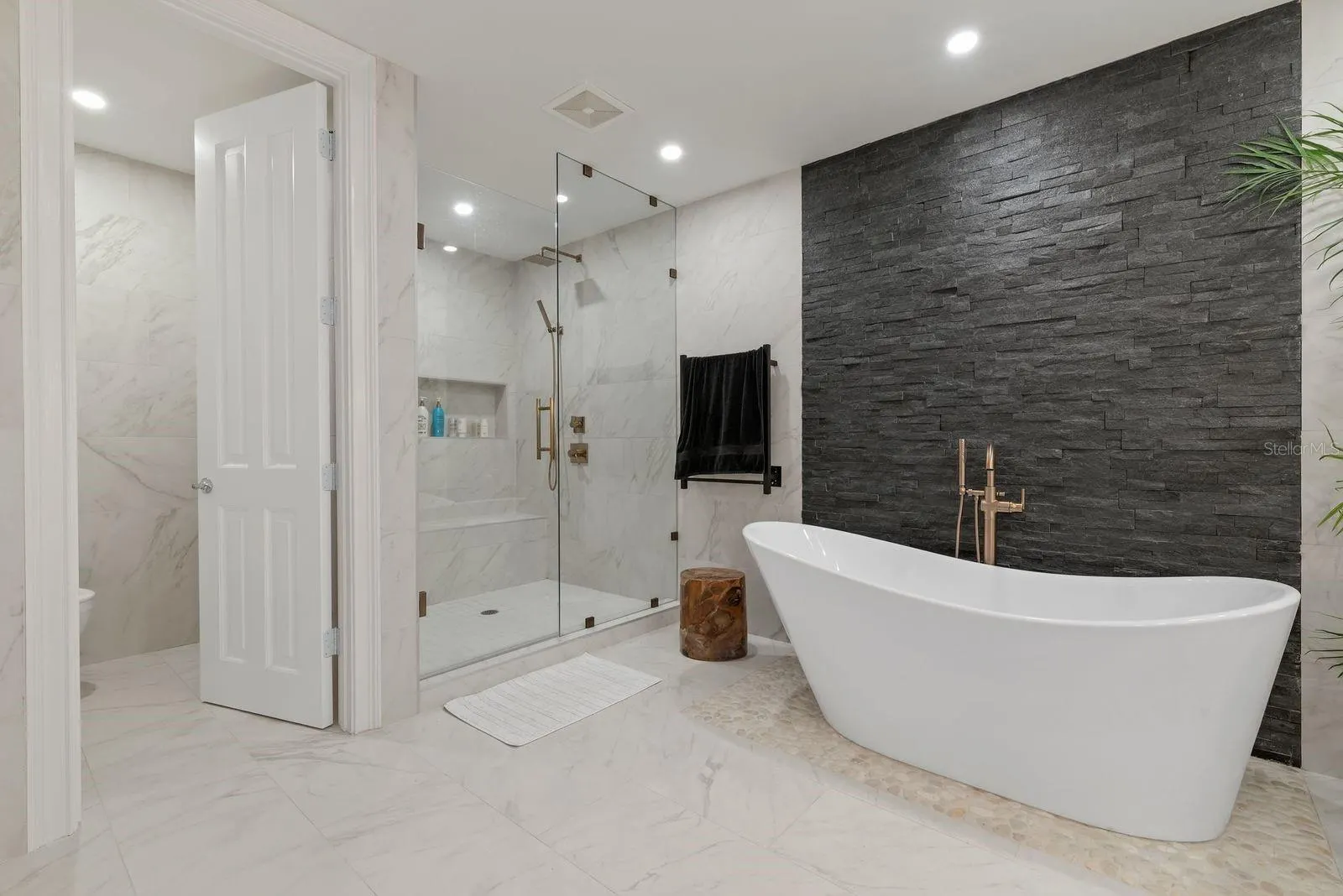 1300 BENJAMIN FRANKLIN DR #1005, #1005