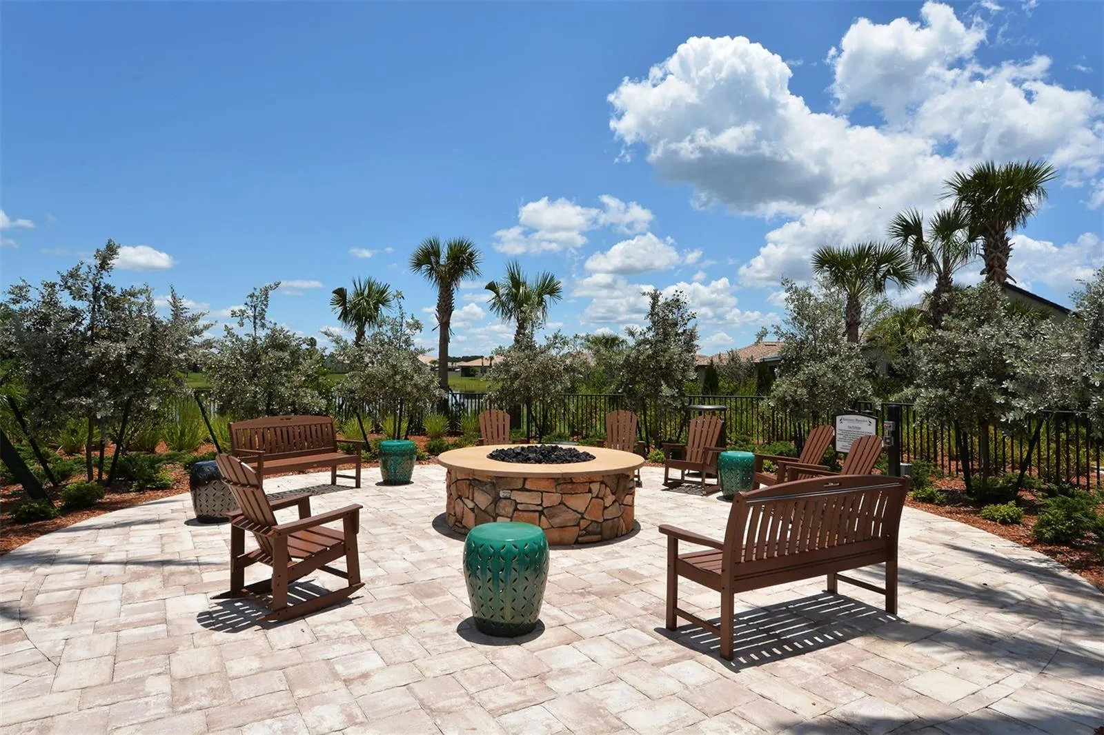 5864 SNOWY EGRET DR