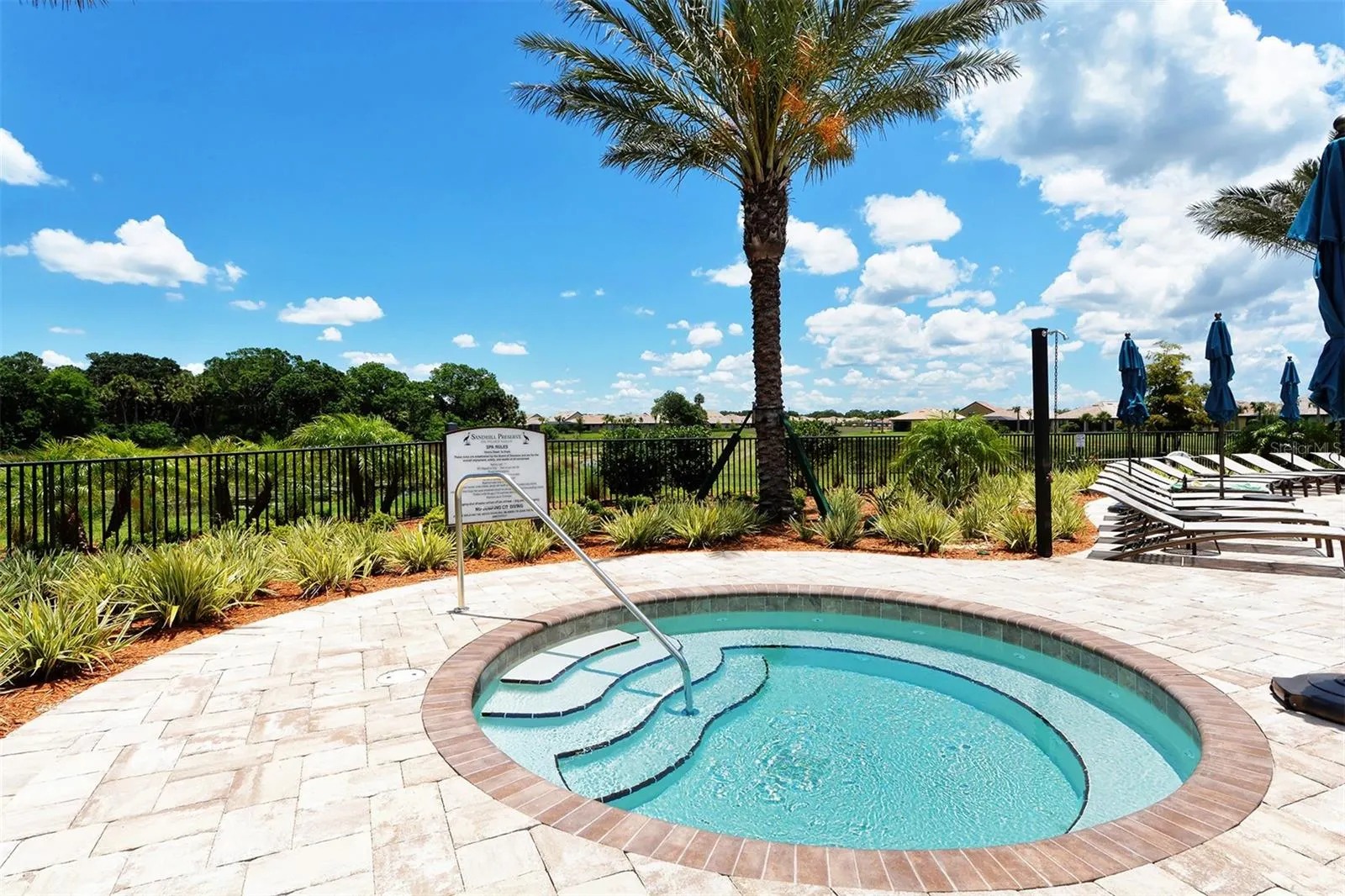 5864 SNOWY EGRET DR