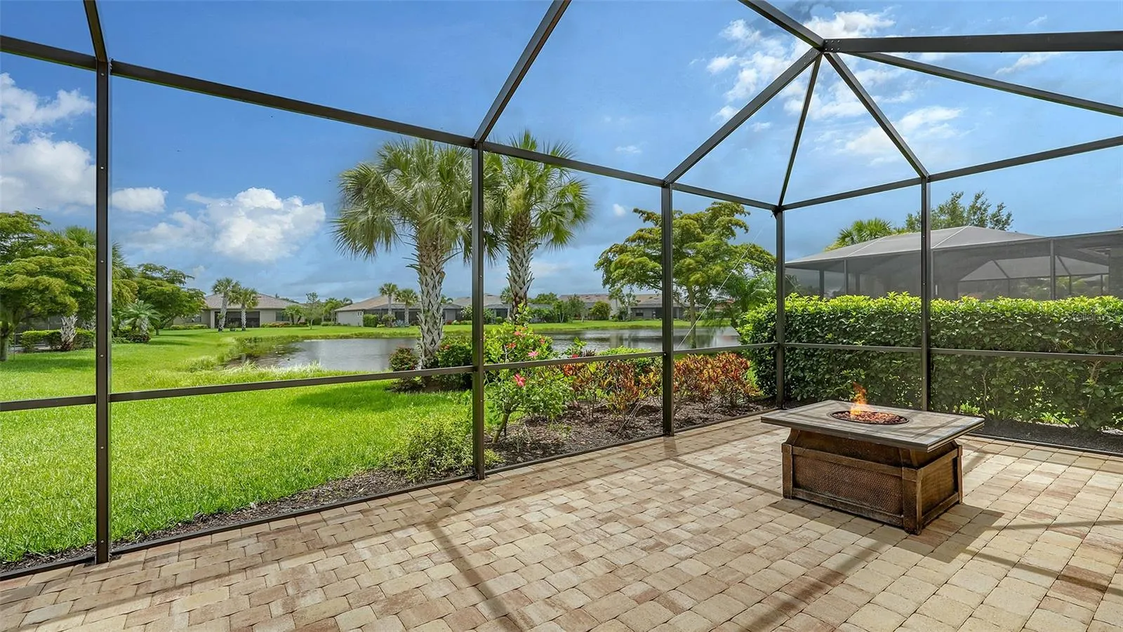 5864 SNOWY EGRET DR