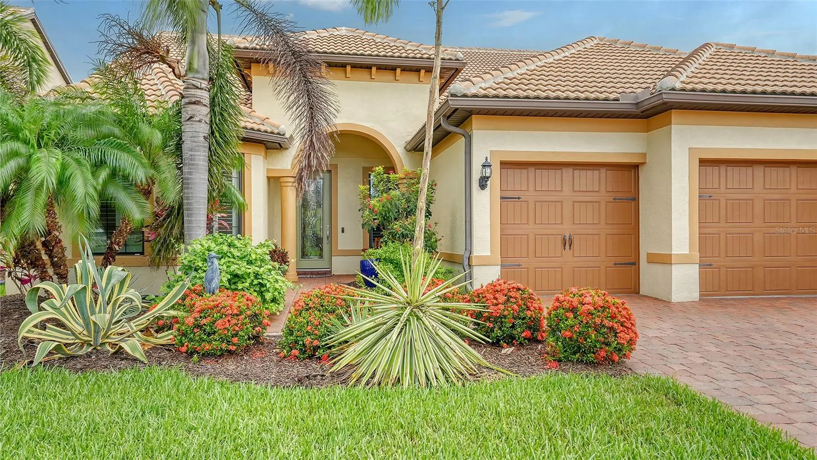 5864 SNOWY EGRET DR