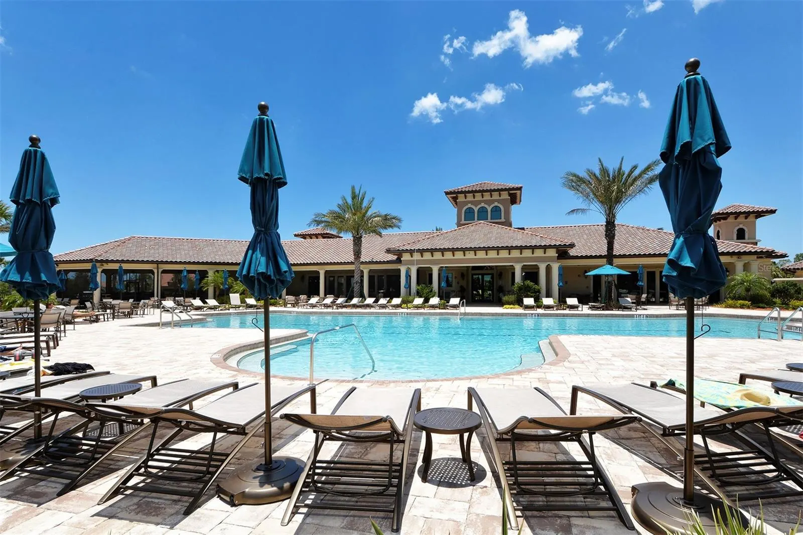5864 SNOWY EGRET DR