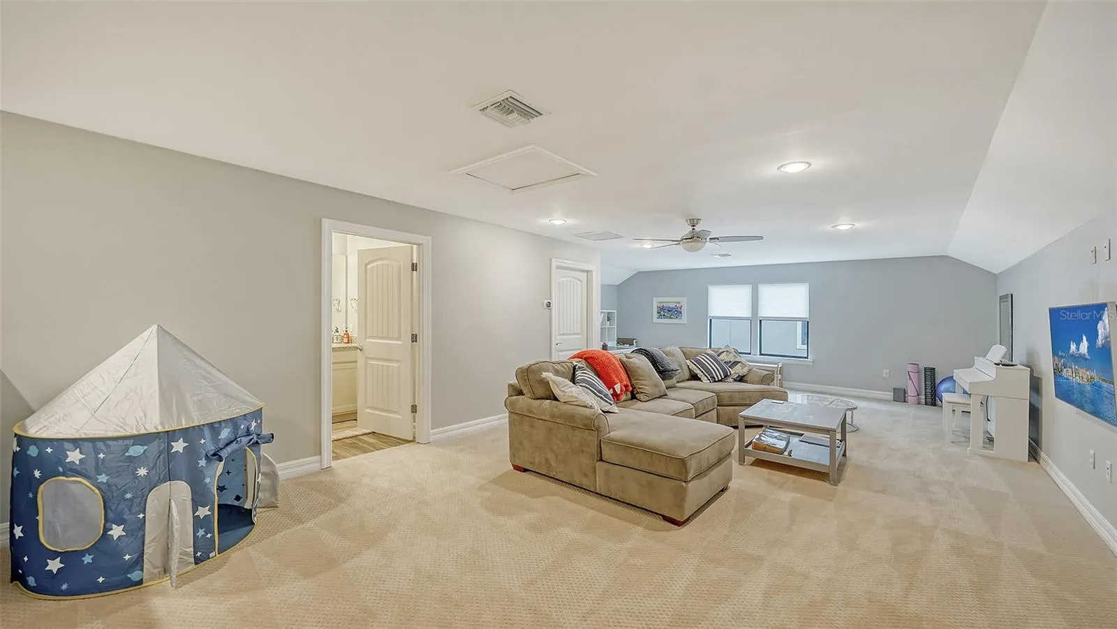 5864 SNOWY EGRET DR