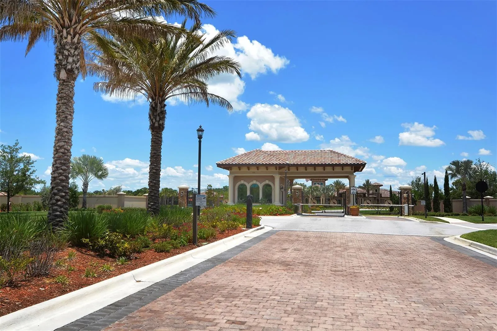 5864 SNOWY EGRET DR
