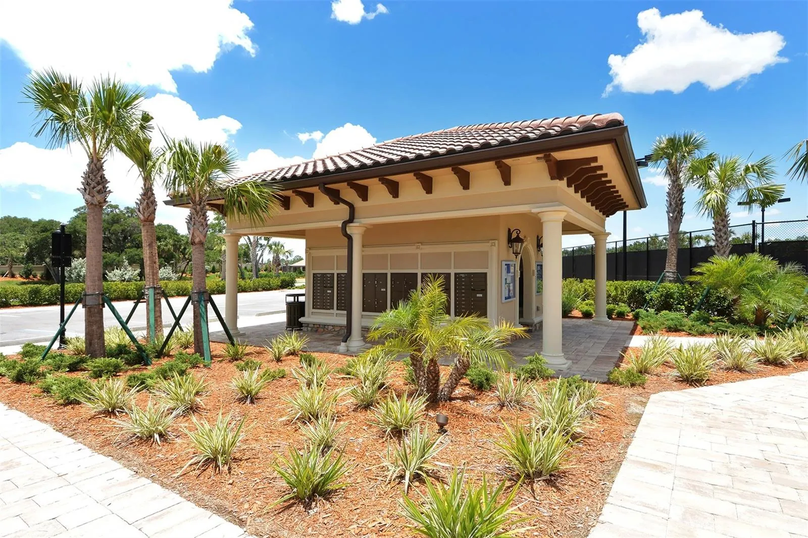 5864 SNOWY EGRET DR