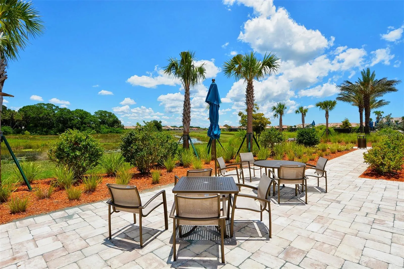 5864 SNOWY EGRET DR