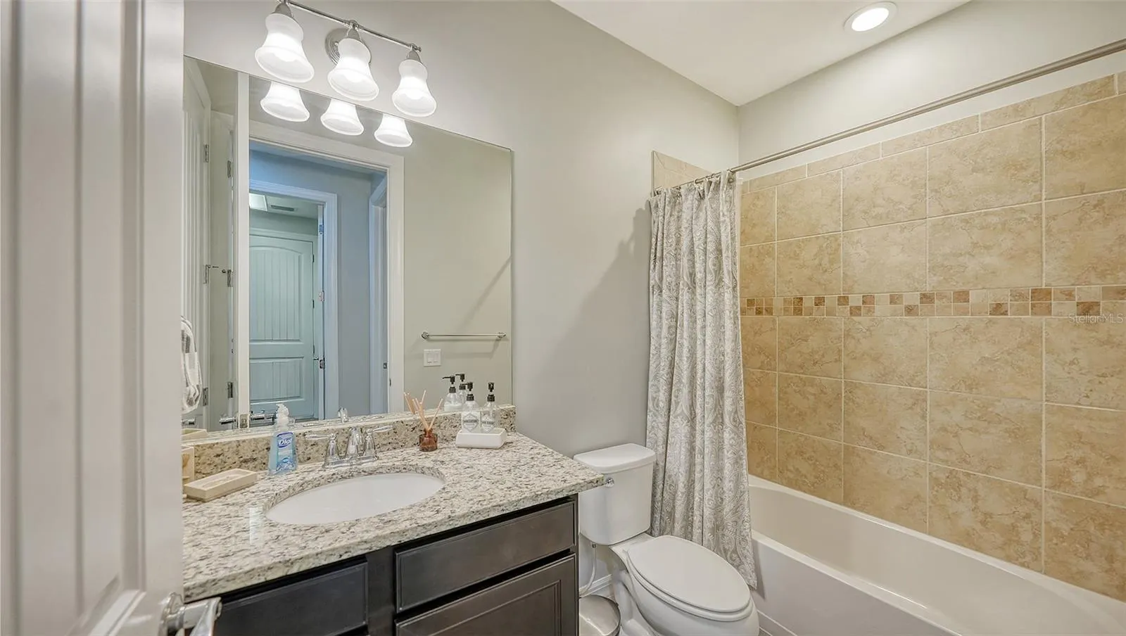 5864 SNOWY EGRET DR