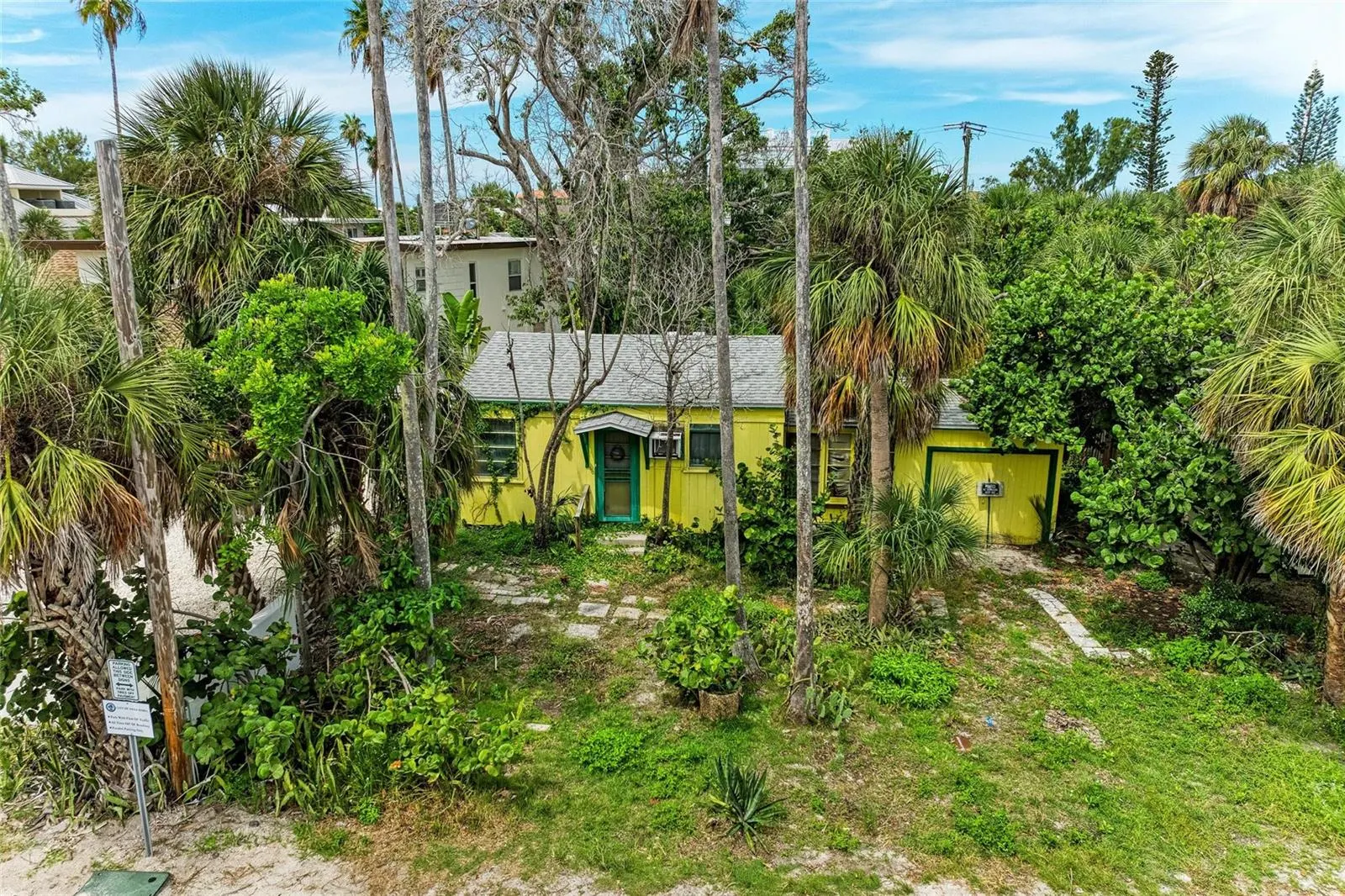 110 PALMETTO AVE