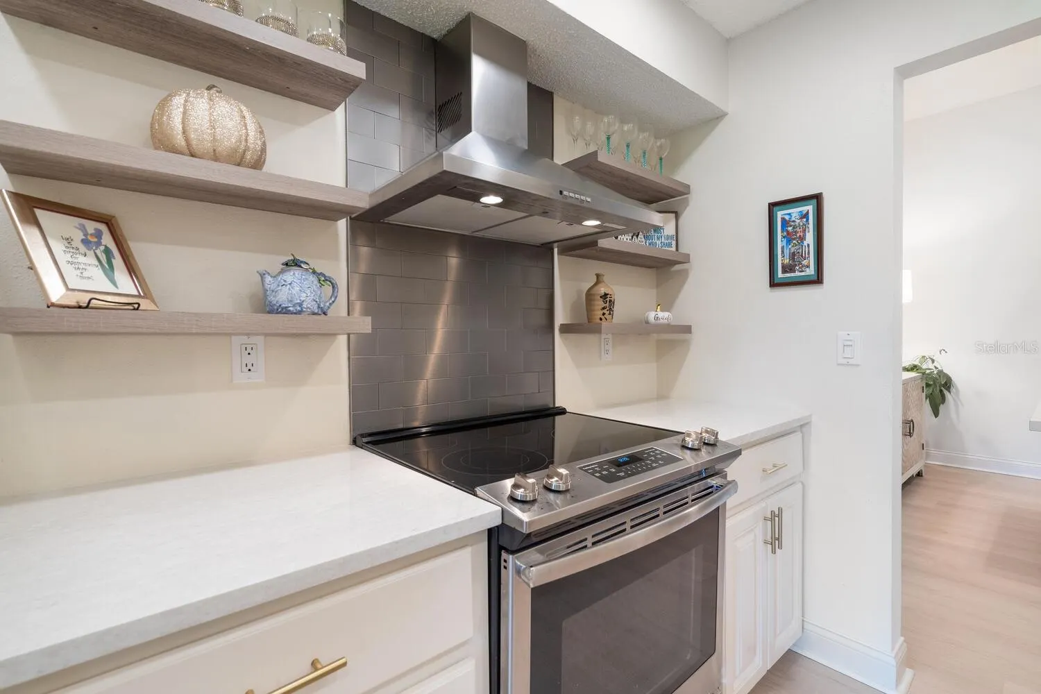 4033 WILSHIRE CIR E #139, #139