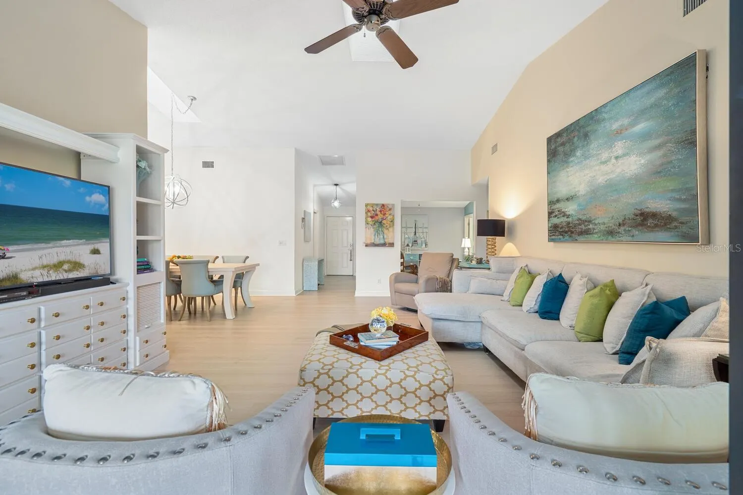 4033 WILSHIRE CIR E #139, #139
