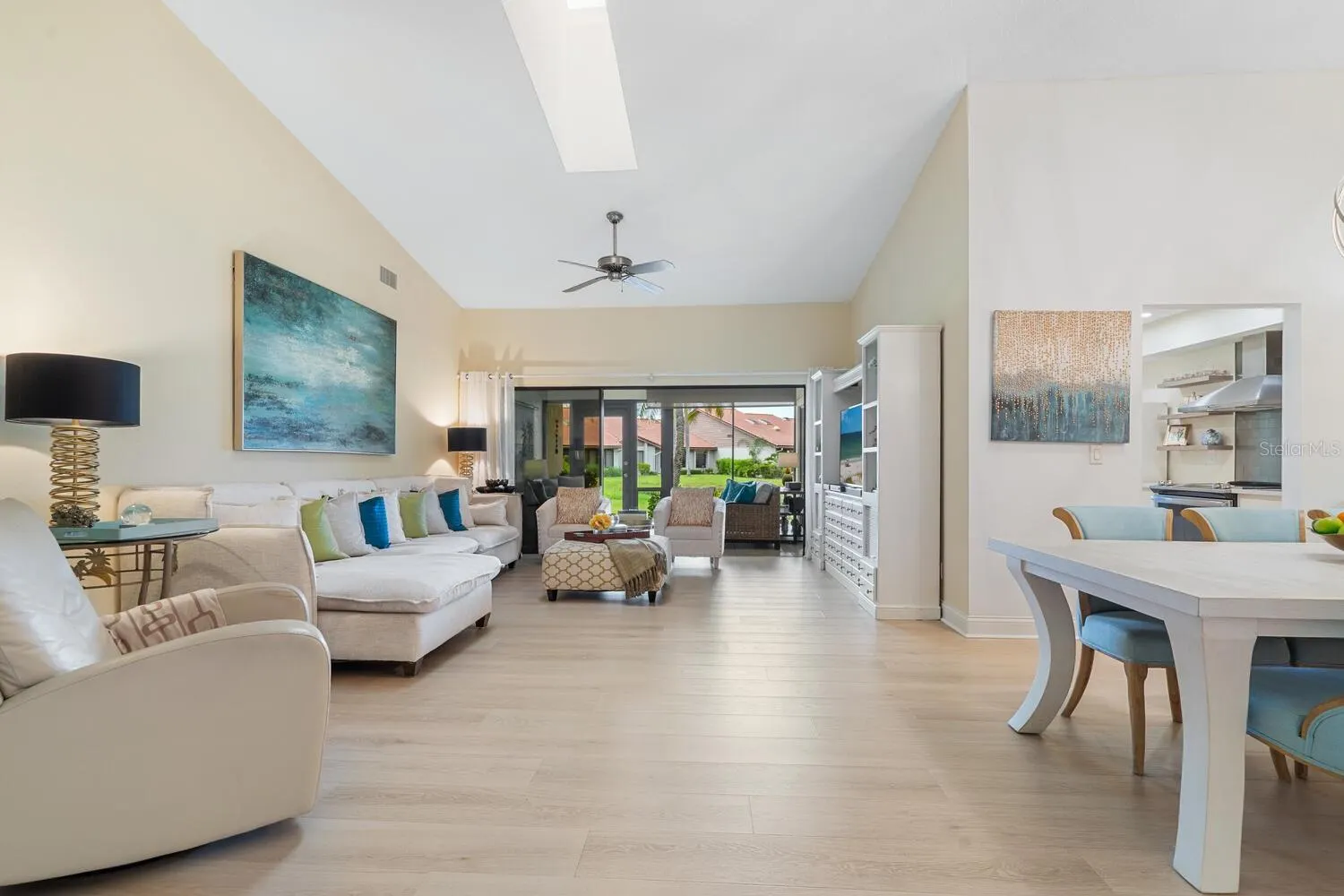 4033 WILSHIRE CIR E #139, #139