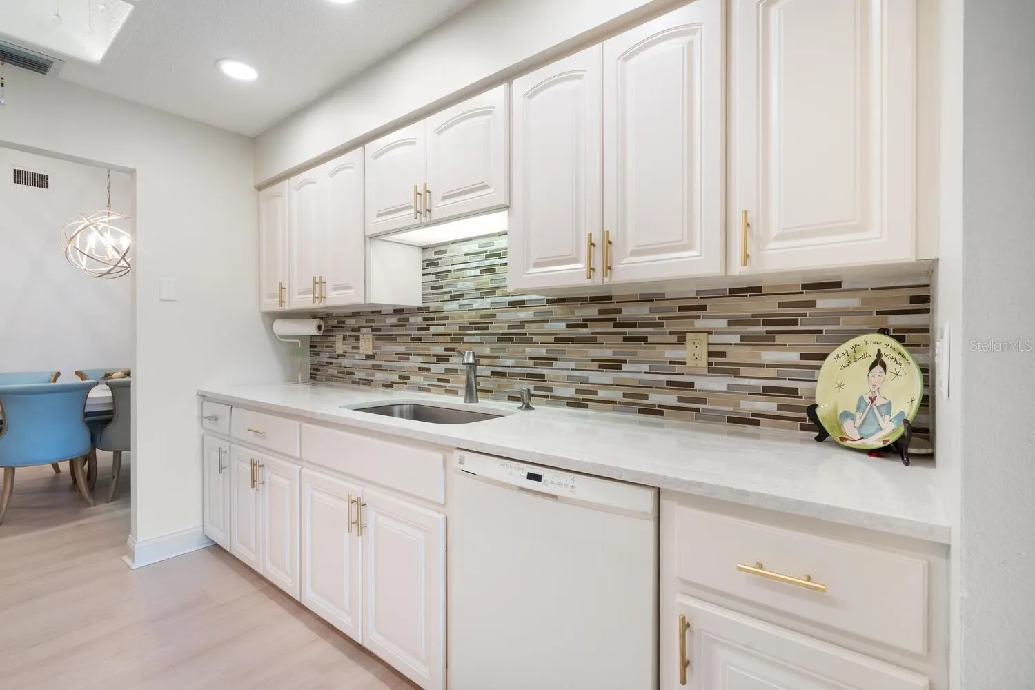4033 WILSHIRE CIR E #139, #139