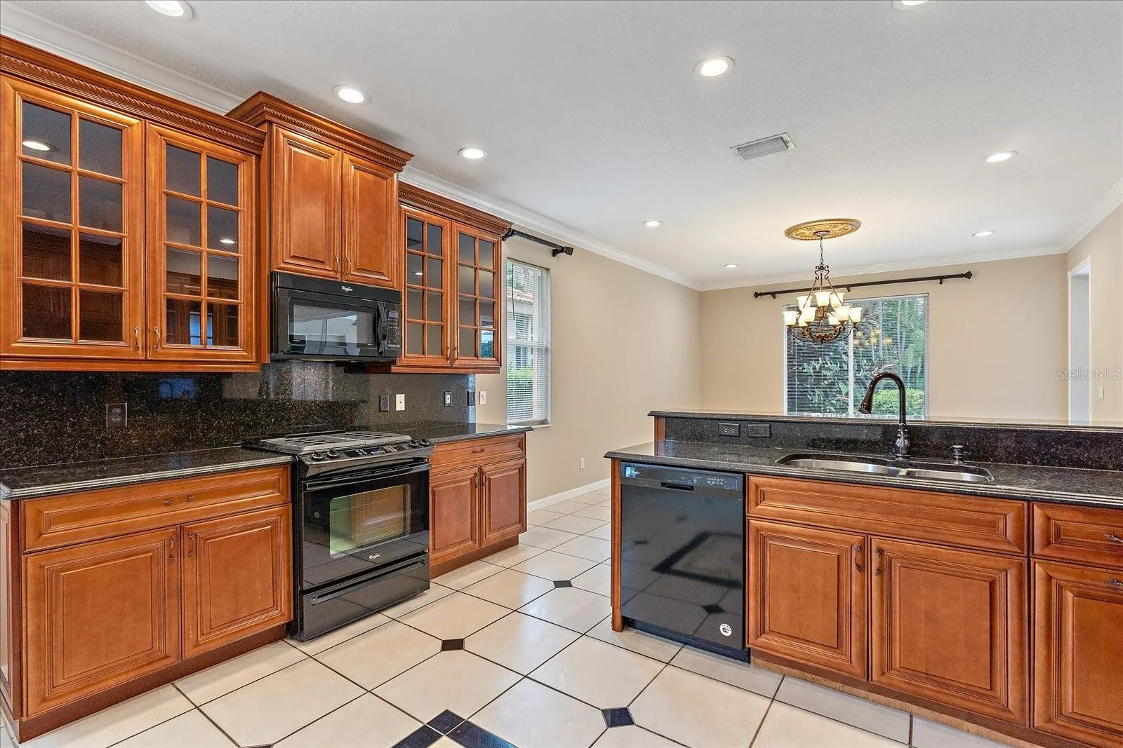 6213 DONNINGTON CT