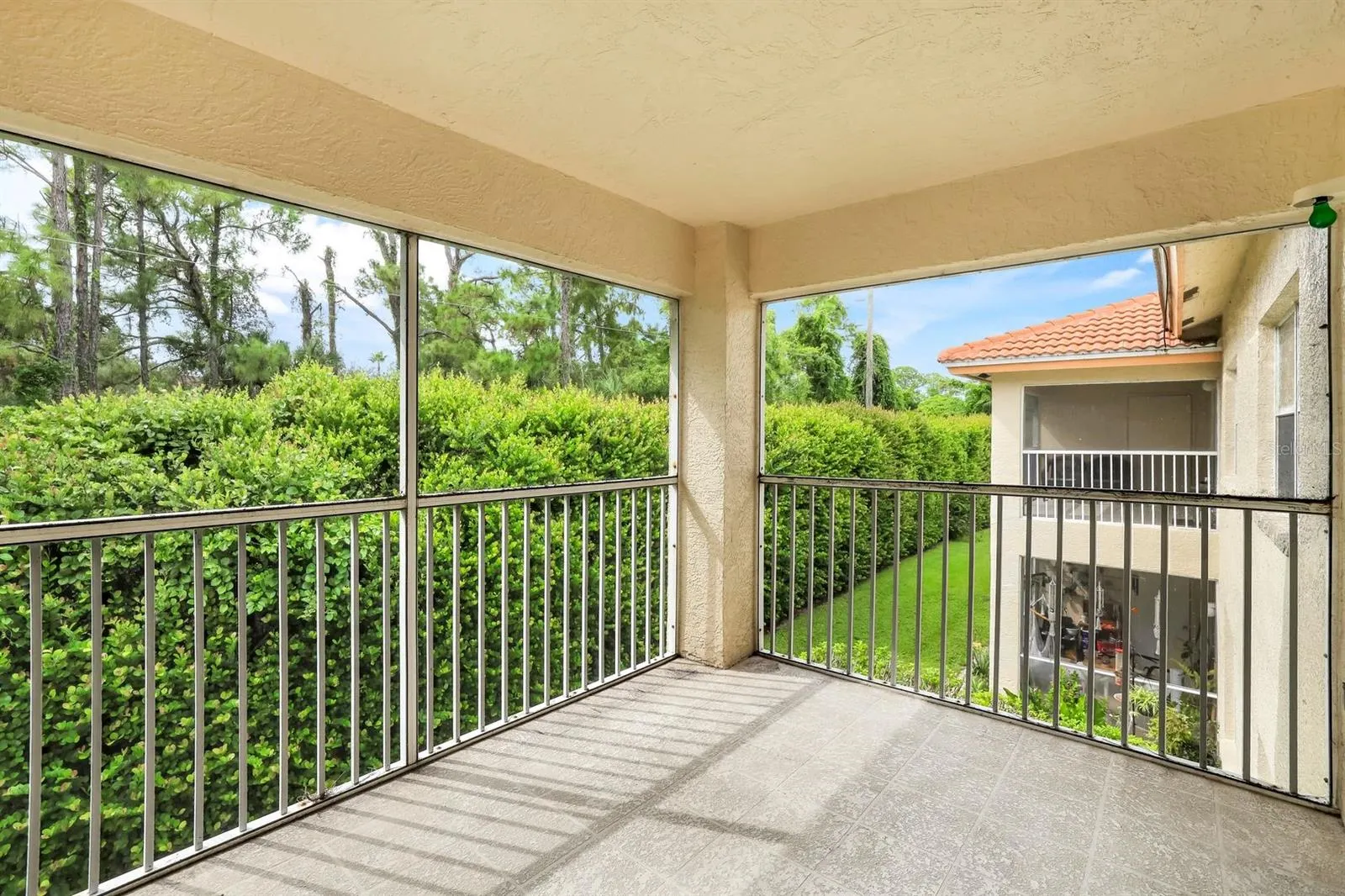 6635 HUNTINGTON LAKES CIR #202 #202