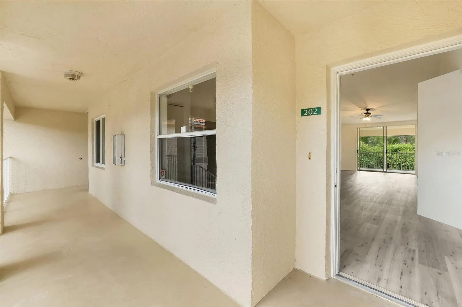 6635 HUNTINGTON LAKES CIR #202 #202