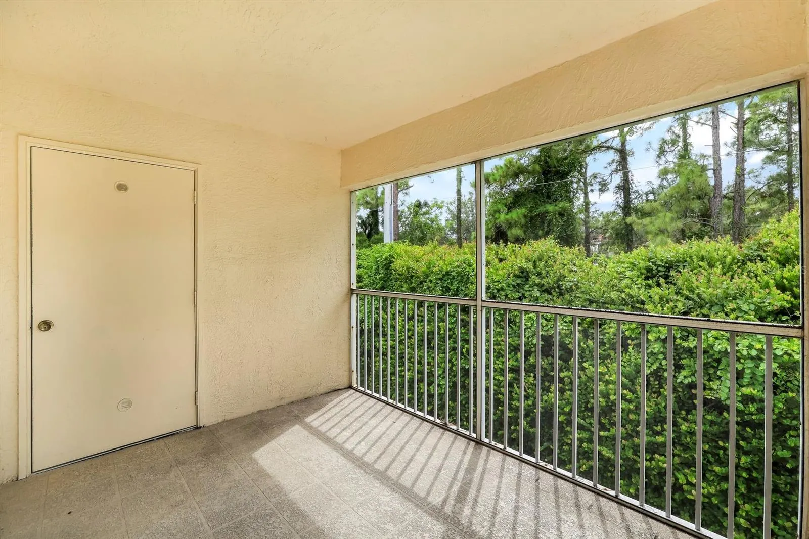6635 HUNTINGTON LAKES CIR #202 #202