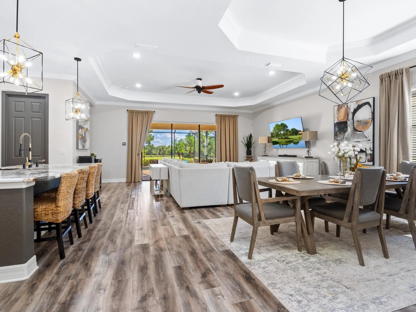 16532 HILLSIDE CIR