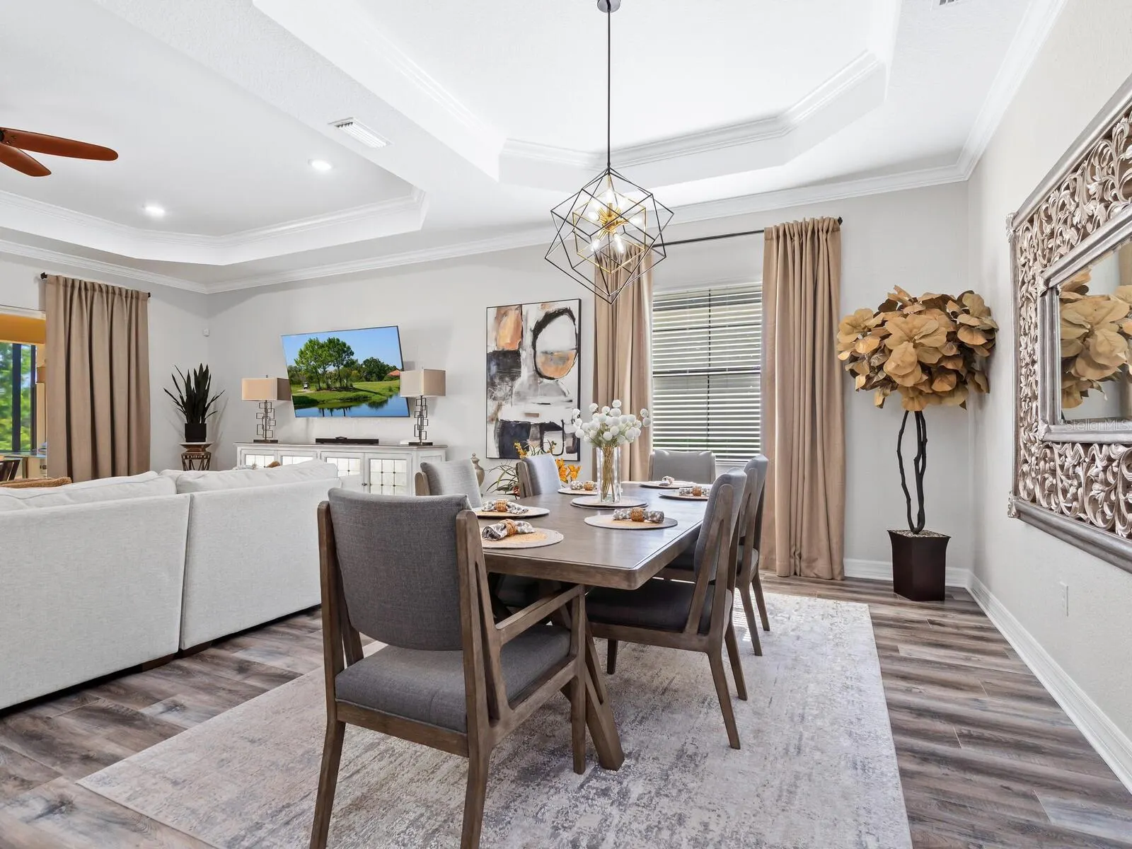 16532 HILLSIDE CIR