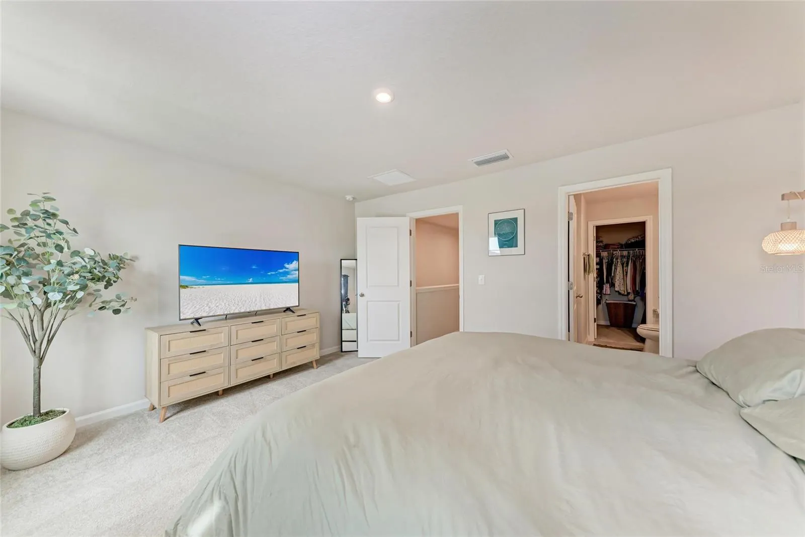 14144 CRIMSON AVE