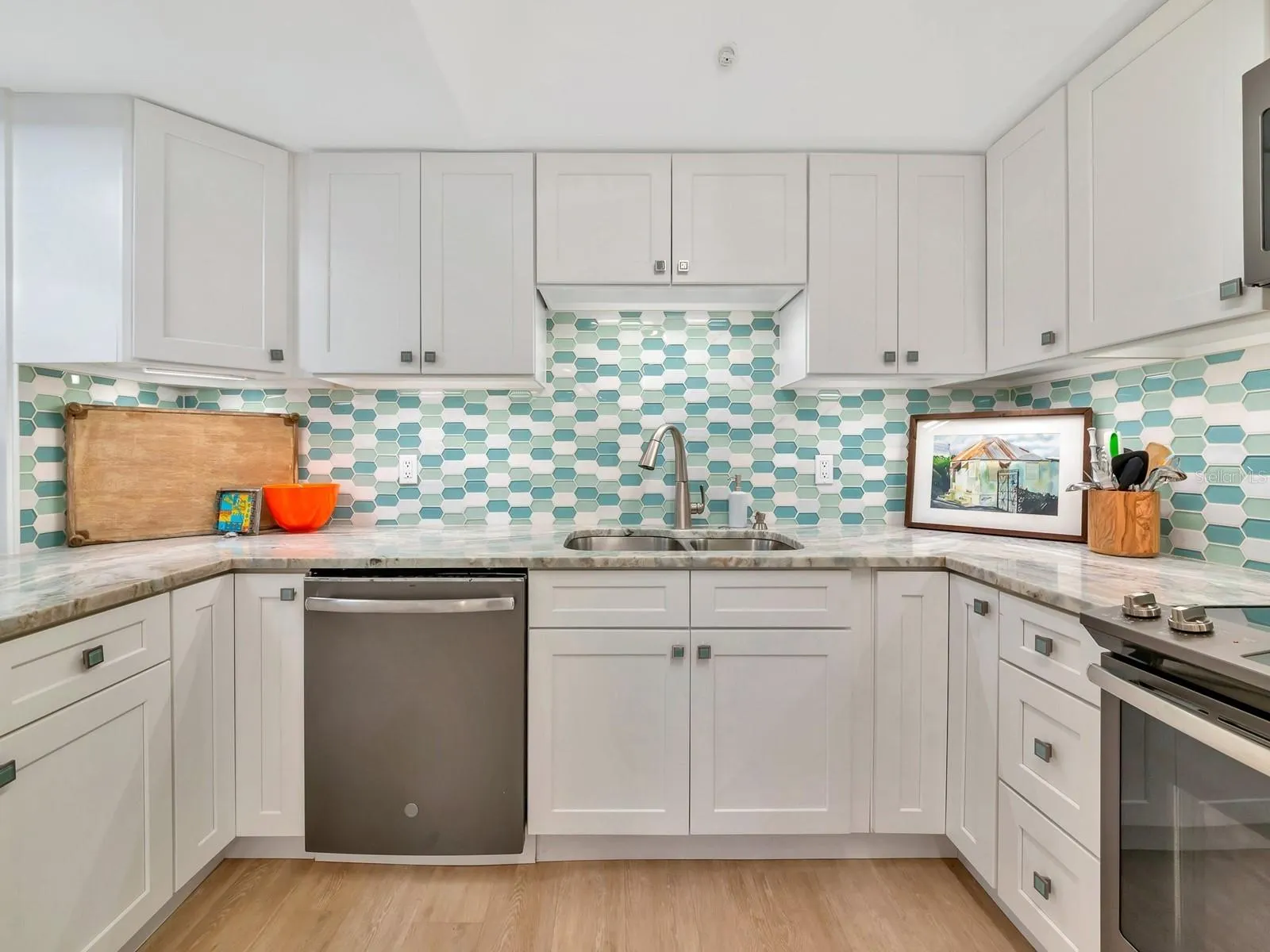 1255 N GULFSTREAM AVE #204, #204