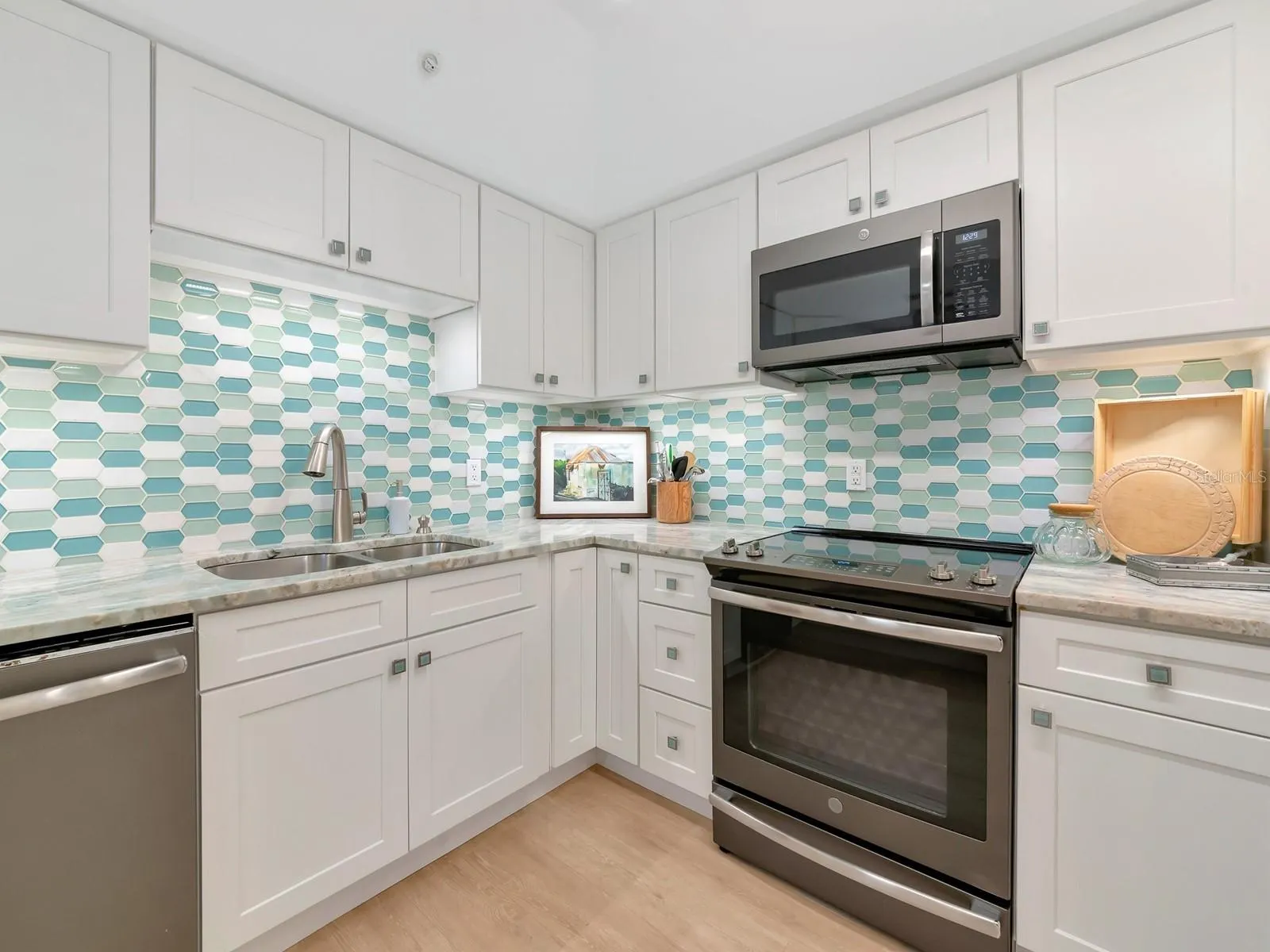 1255 N GULFSTREAM AVE #204, #204