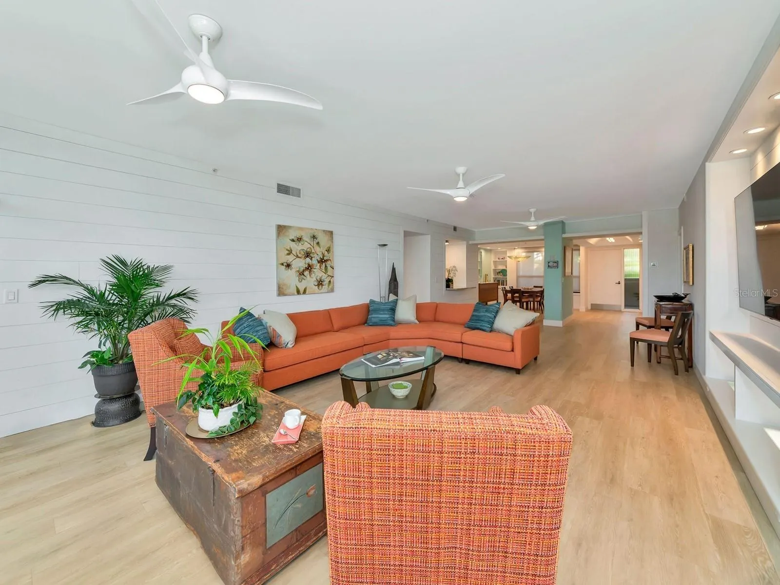 1255 N GULFSTREAM AVE #204, #204