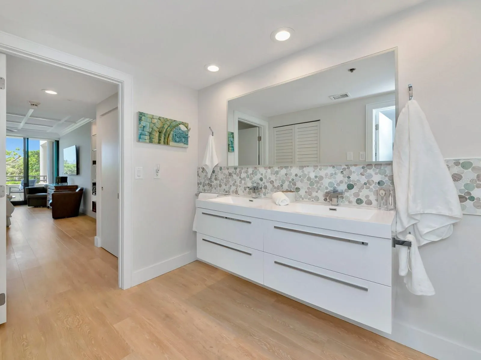 1255 N GULFSTREAM AVE #204, #204