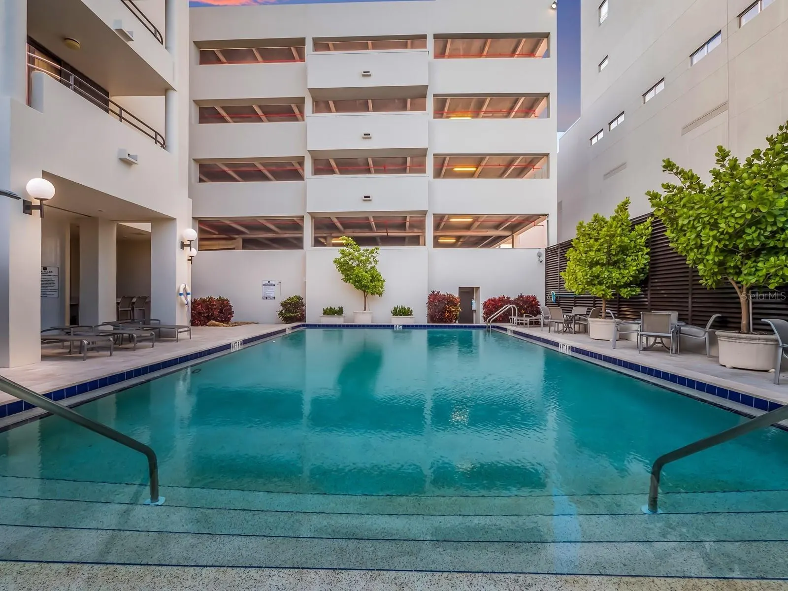 1255 N GULFSTREAM AVE #204, #204