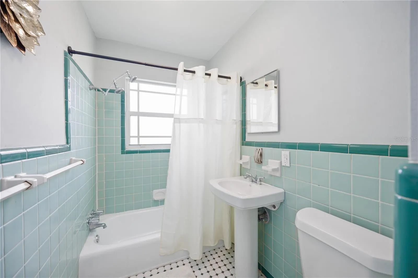 723 45TH STREET CT W