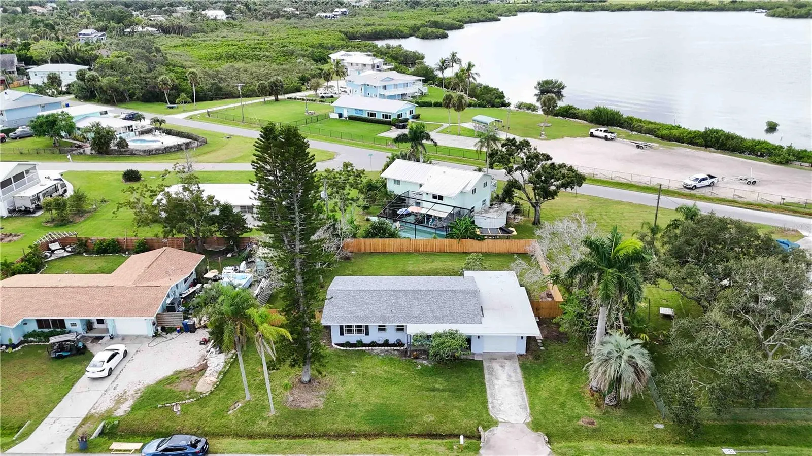 723 45TH STREET CT W