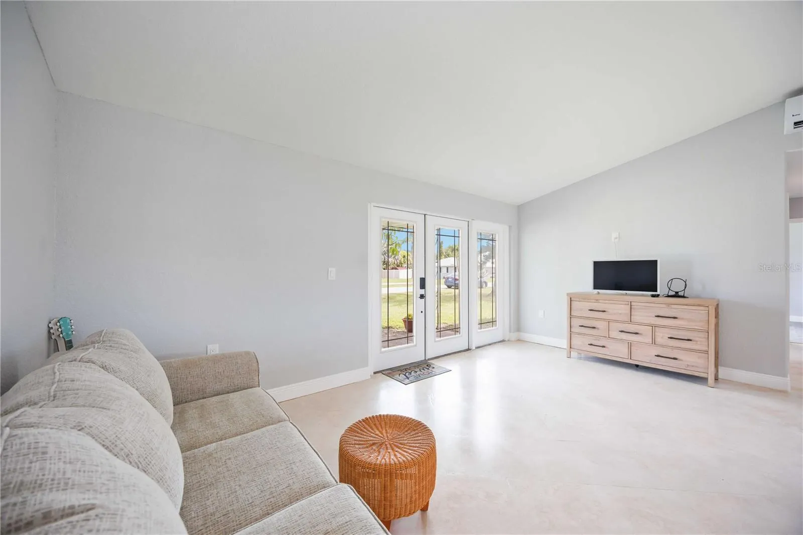 723 45TH STREET CT W