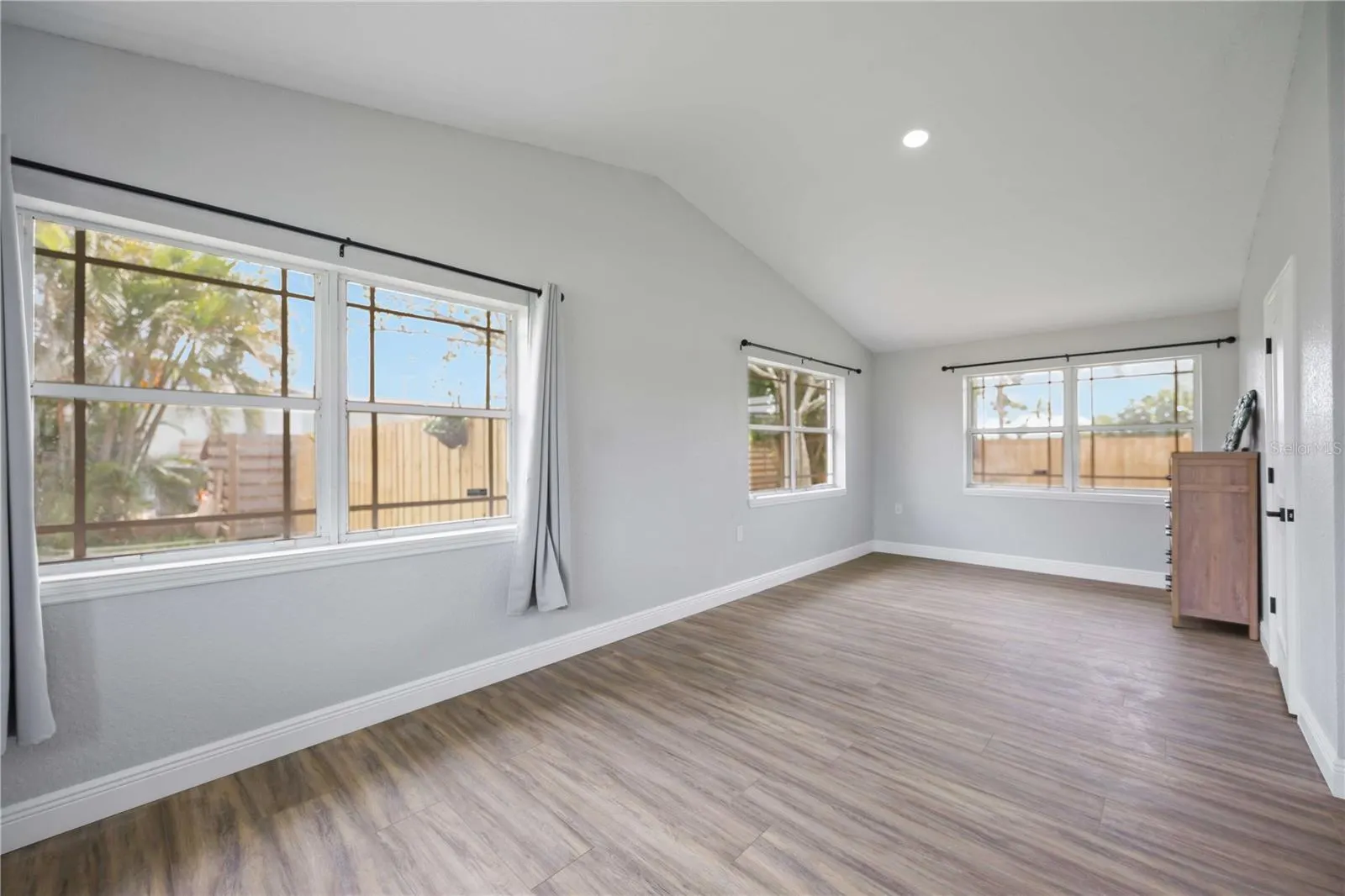 723 45TH STREET CT W