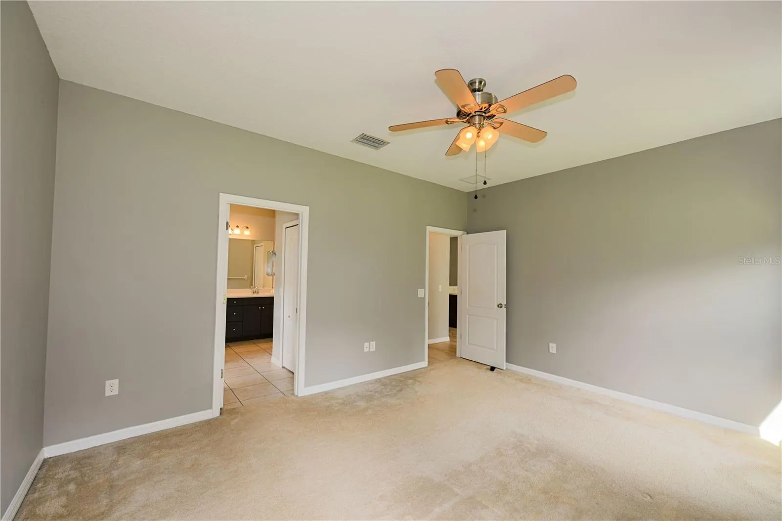 4607 SUMMERLAKE CIR