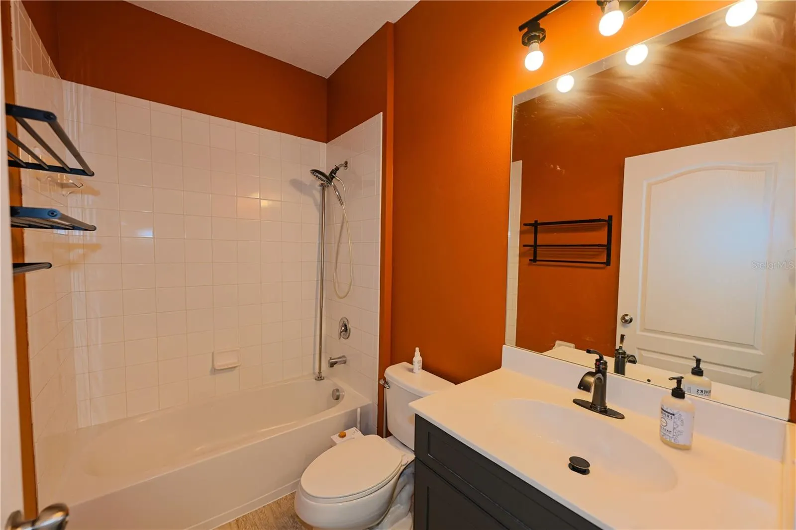 4607 SUMMERLAKE CIR